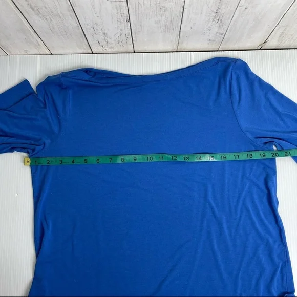 Vince Scoop Neck Long Sleeve Blue Tee Shirt Size Medium - Picture 5 of 11